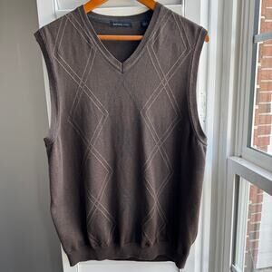 VAN HEUSEN Sweater Vest Mens L Brown Argyle 100% Cotton V-Neck Retro